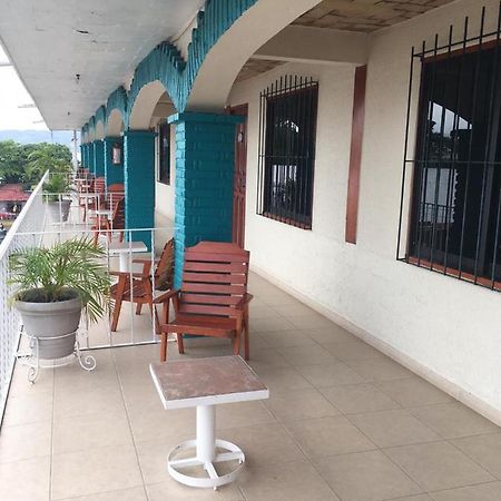 Arcos Hotel Catemaco Exteriör bild