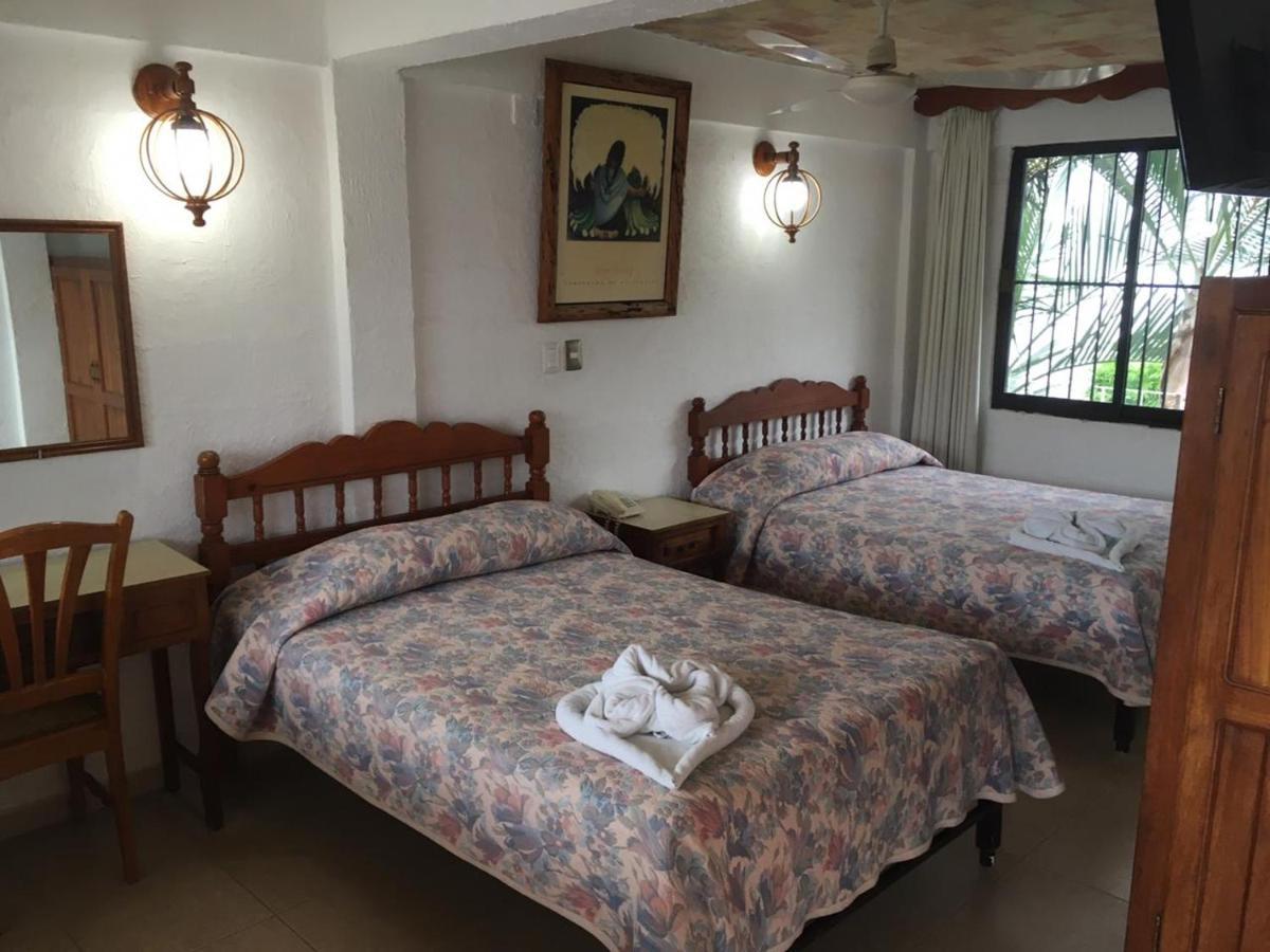 Arcos Hotel Catemaco Exteriör bild