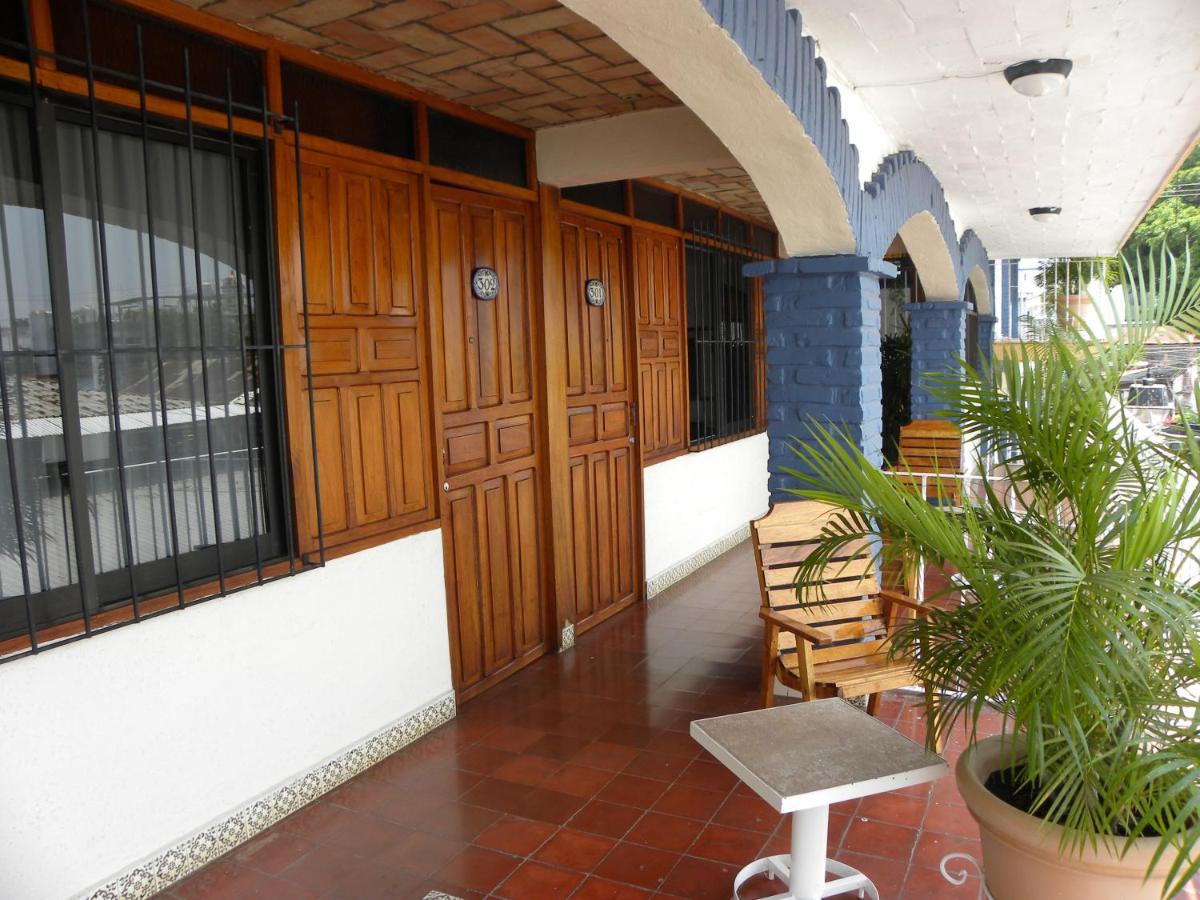 Arcos Hotel Catemaco Exteriör bild